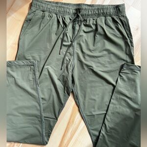 ZYIA women’s Olive Green Everywhere pants